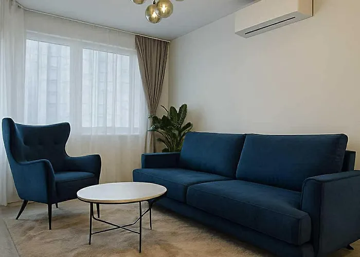 Luxury 2-bedroom With Balcony * ברטיסלאבה